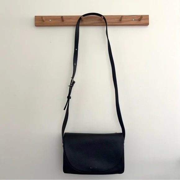 Matt & Nat SOFI Vegan Crossbody Bag - Purity - Picture 3 of 10